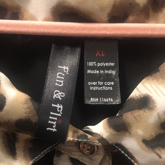 Sheer Black blouse w Leopard detail - Picture 2 of 4